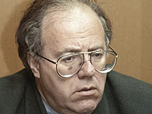 В "Ленкоме" опровергли смерть Глуза от COVID