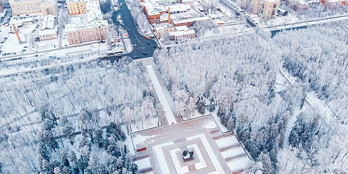 Апрельский снегопад: зима вернулась в Сибирь и на Урал