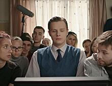 Любовь, коррупция и многострадальное российское кино: в октябре выйдет комедия «Хандра»