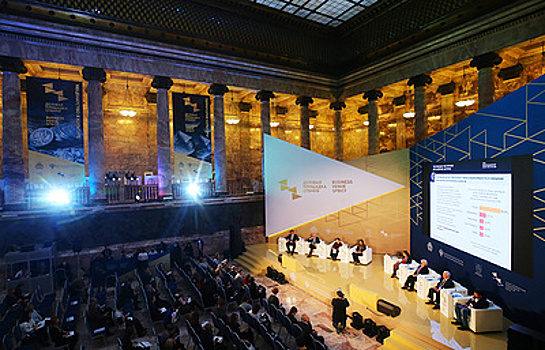 В Петербурге закончился первый день культурной форума