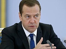 Медведев: нужно продолжать оказывать поддержку продвижению российских товаров за рубежом