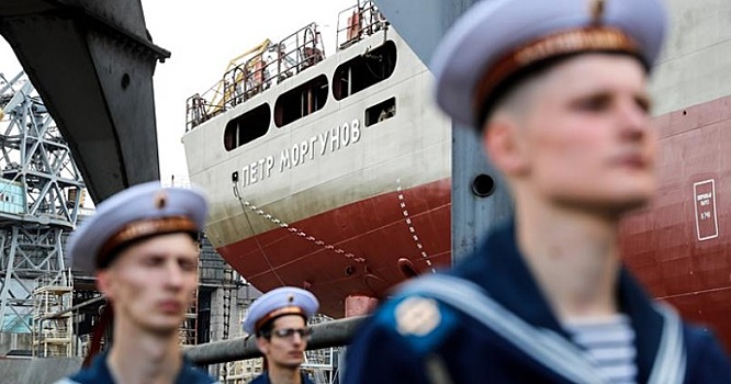 Северный флот получил уникальный десантный корабль "Петр Моргунов"