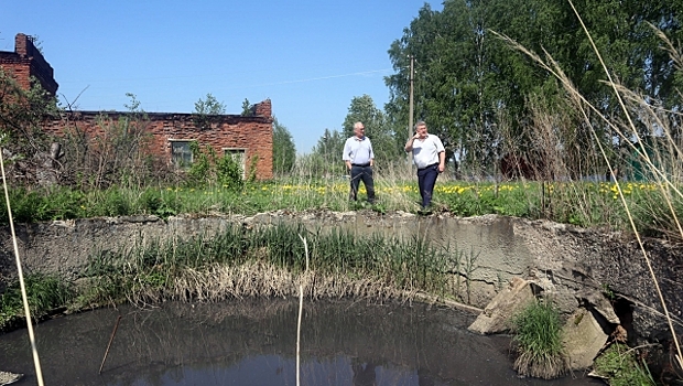 В Ярославской области на берегу Волги нашли бесхозную канализацию