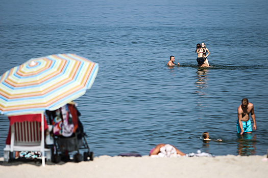 «Нужна жара»: синоптик рассказал, когда прогреется Балтийское море