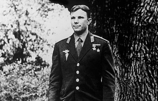 Астронавт возьмет на борт автобиографию Гагарина