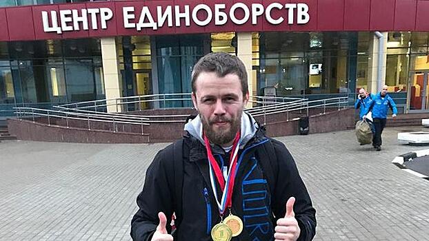 Два мировых рекорда вологодского «богатыря» Михаила Сурикова получили официальное признание