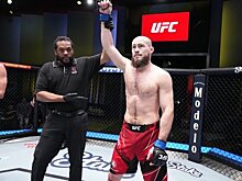 Ринат Фахретдинов одержал вторую победу подряд на турнире UFC