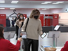 Жизнь в ковидной реальности: как в России и мире справляются с очередной волной коронавируса