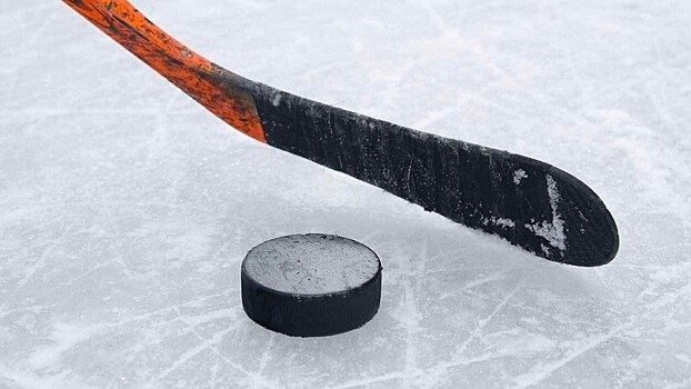 Четыре команды оторвались от преследователей во второй лиге чемпионата Вологды по хоккею
