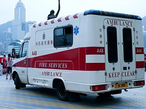 В Китае мужчина чуть не умер при выполнении домашней работы с сыном