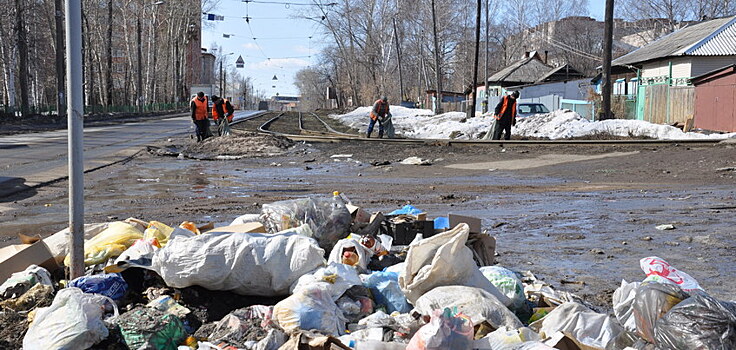 Почти 550 кубометров мусора вывезли с улиц Ижевска