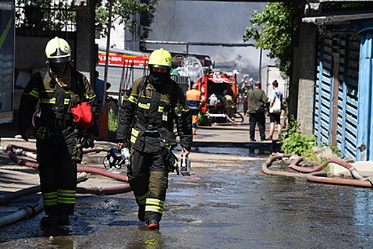 Прокуратура начала проверку после пожара в московской многоэтажке