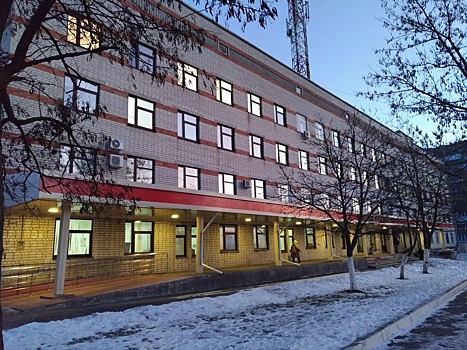 В Курске замгубернатора проверил работу пятой поликлиники