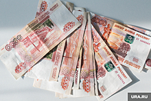 Екатеринбуржец отсудил компенсацию у банка за незакрытый счет