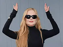 57-летняя актриса Николь Кидман вышла в свет в платье с открытой спиной