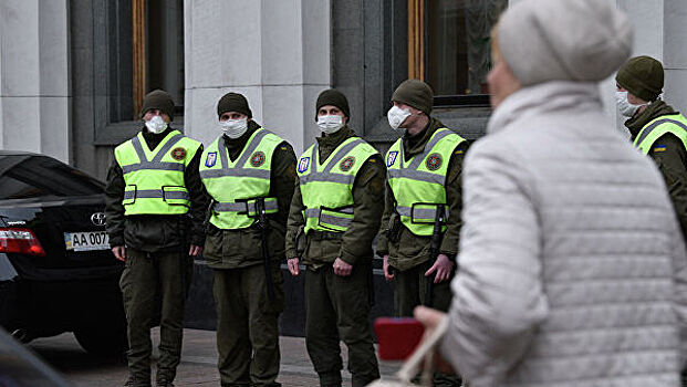Украинцы судятся с правительством из-за карантина