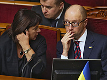 Яценюк предрек Украине новую революцию