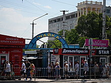 "Заложники" рынка: продавцы севастопольской "Чайки" боятся потерять места