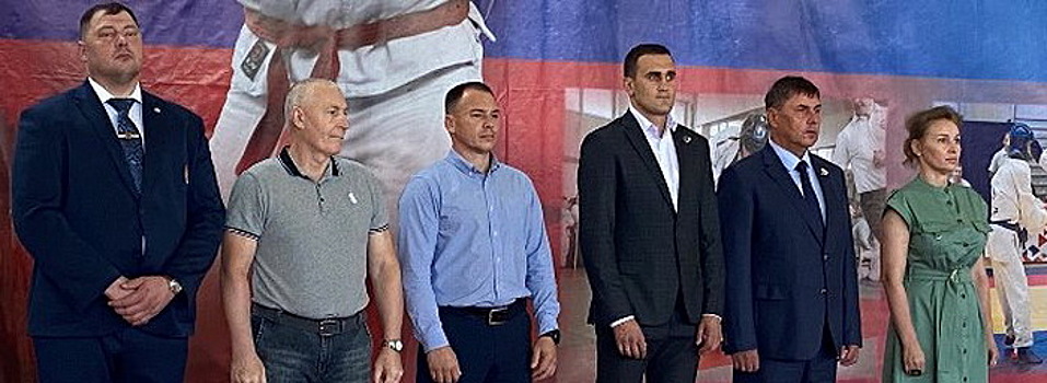 Депутат Александр Захаров поздравил победителей этапа Кубка России по армейскому рукопашному бою