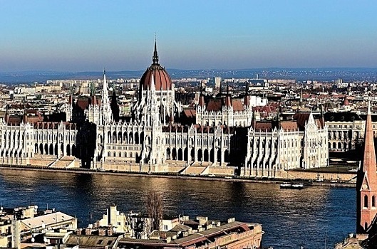 Российские сенаторы 9 сентября посетят Венгрию с рабочим визитом