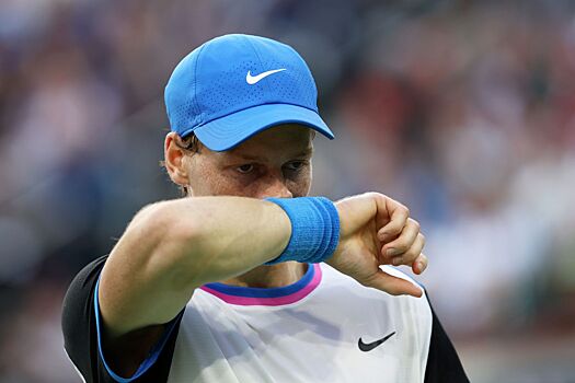 Выяснилось, почему Синнера не включили в номинанты премии ATP