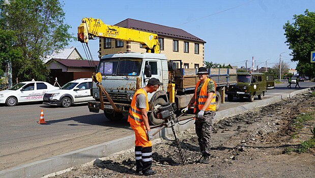 В Оренбурге продолжают ремонтировать дороги