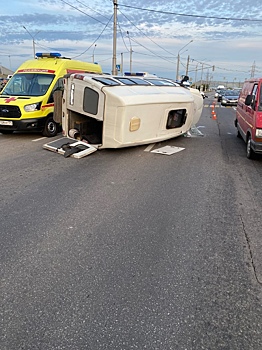 Девять человек пострадали в ДТП с участием микроавтобуса в Магнитогорске