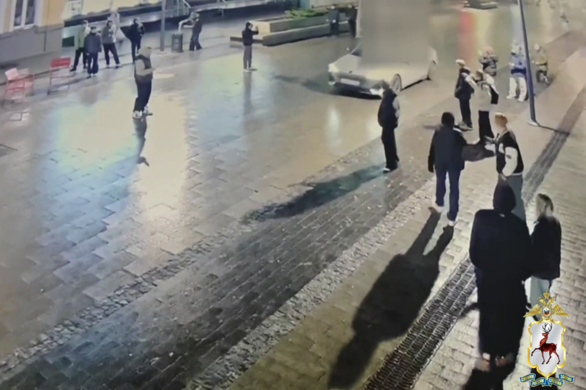 Полицейские задержали участников запуска фейерверка на Большой Покровской