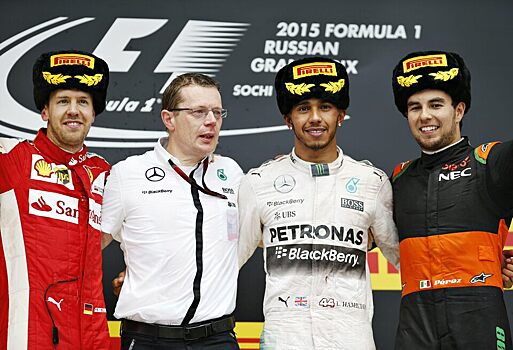 «У него другие интересы»: Red Bull не смог нанять бывшего главного моториста Mercedes-AMG