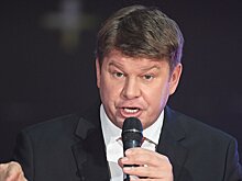 Губерниев о Слепышеве: «Это полный привет вообще! В хоккей бы он лучше играл вместо претензий к журналистам, в школу бы еще раз сходил…»