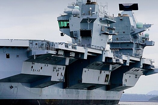 Великобритания направит авианосец в Тихий океан для сдерживания Китая
