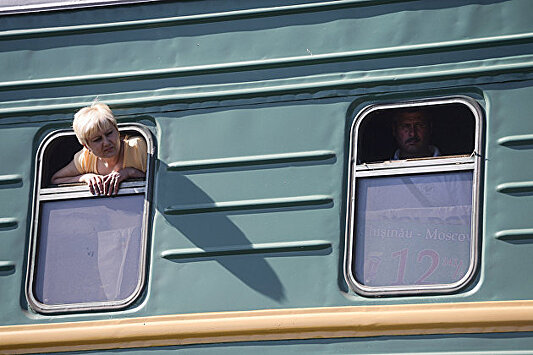 Поезда из Абхазии в Петербург и Сочи остановлены из-за аварии