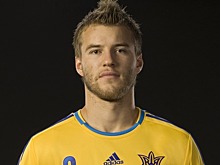 Футболист сборной Украины получил уникальную карточку в FIFA 21