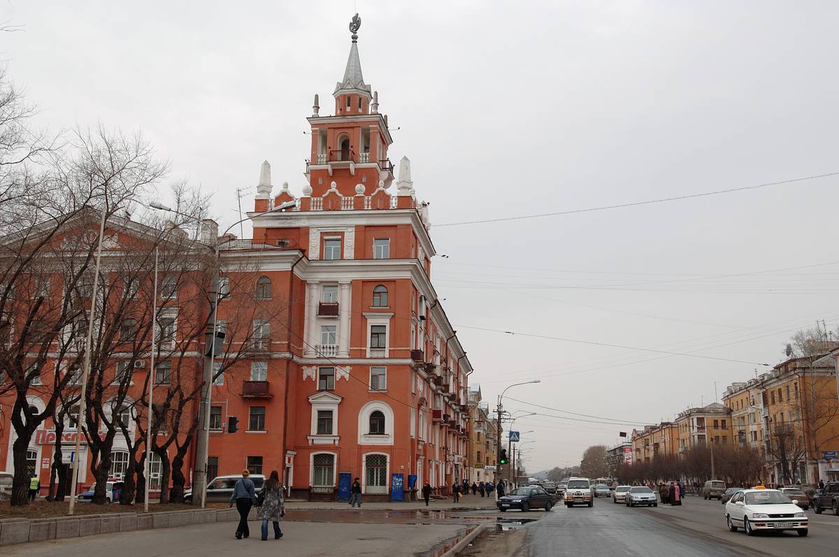 В Комсомольске-на-Амуре объявили план «Сирена» после ранения полицейского