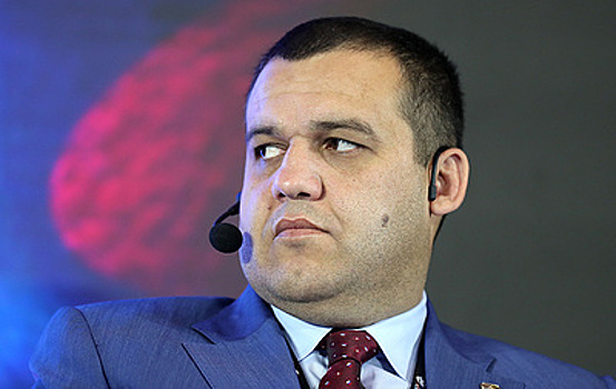 Кремлев заявил о желании создать международную академию бокса в "Сириусе"