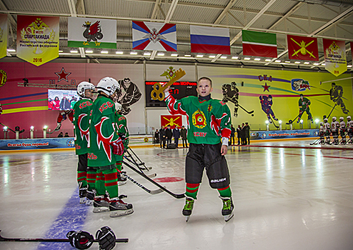 Воспитанники Казанского СВУ одержали первую победу на домашнем льду комплекса «Суворовец»