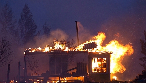 Названы самые частые причины пожаров в загородных домах