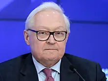 Рябков: доллары Запада для Украины можно сжечь в камине