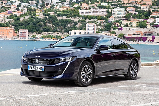 Peugeot 508 снова стал седаном и лишился безрамочных дверей