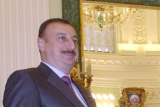 Азербайджан помогает эвакуировать россиян из Ирана