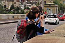 Фотоаппарат или смартфон: на что лучше снимать в отпуске
