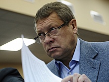 Сбербанк приостановил судебные разбирательства с "Мечелом"