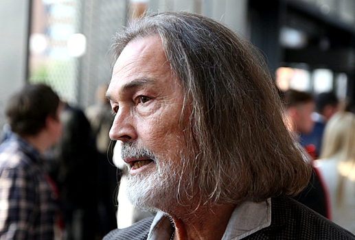 Пушкинский музей купил картину Никаса Сафронова. Теперь ему приходится оправдываться