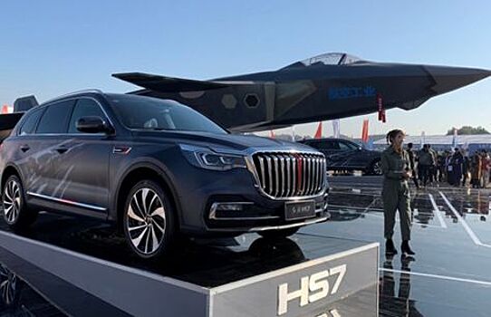 Внедорожник Hongqi HS7 на основе Toyota Crown обзавелся спецверсией