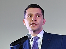 Алиханов: Утильсбор на люксовые авто может достигать 10 млн рублей к 2030 году