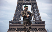 Франция захотела разместить войска еще в одной соседней с Россией стране