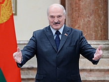 Лукашенко увидел в Октябрьской революции праздник мира