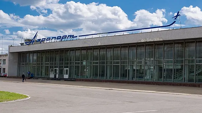 В аэропорту Тамбова ввели ограничения на прием и выпуск самолетов