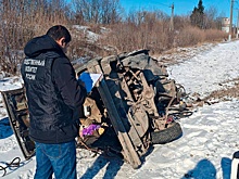 В Орловской области поезд сбил легковушку, погибли два человека