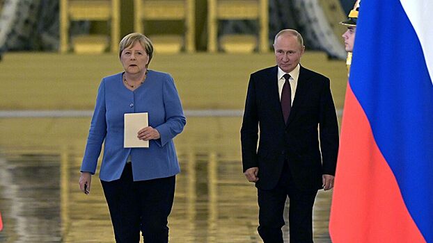 «И представить не могла»: Решение Путина шокировало Меркель